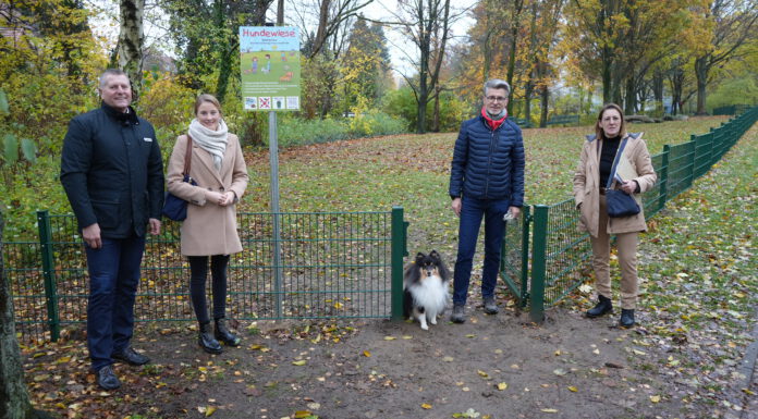 Neue Hundewiese in Seelze ist offiziell eröffnet