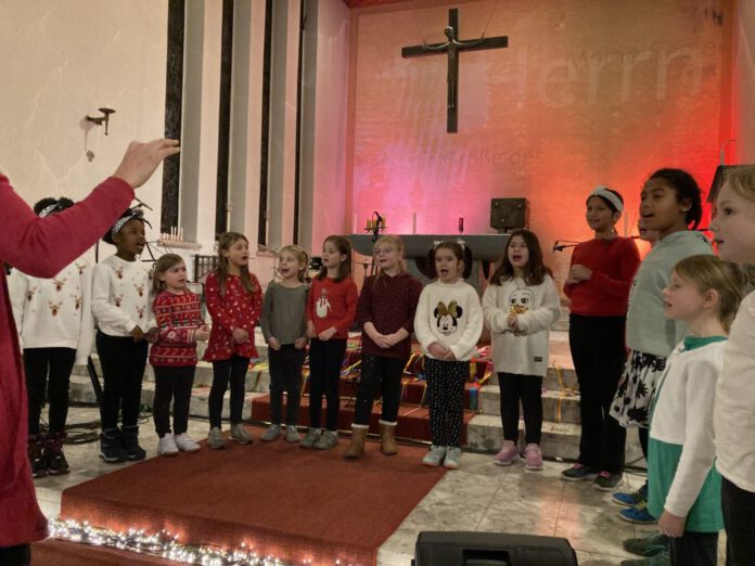 Weihnachtskonzert am 15.12.2023 - 10 Ensembles der Musikschule stimmen auf Weihnachten ein