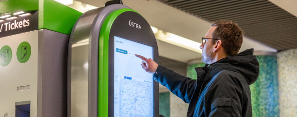 Neue Fahrkartenautomaten bei der ÜSTRA: Einführung der neuen Service-Terminals hat begonnen