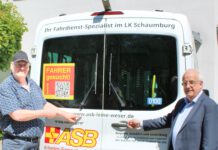 Vorsitzender Dr. Friedbert Mordfeld (rechts) und Geschäftsführer Jens Meier sind erfreut über die stetige Weiterentwicklung des ASB-Verbandes, der nun auch mit dem neuen Namen ASB-Regionalverband Leine-Weser Rechnung getragen wird.