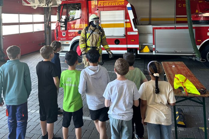 Brandschutz-Früherziehung für Schülerinnen und Schüler durch die Ortsfeuerwehr Seelze