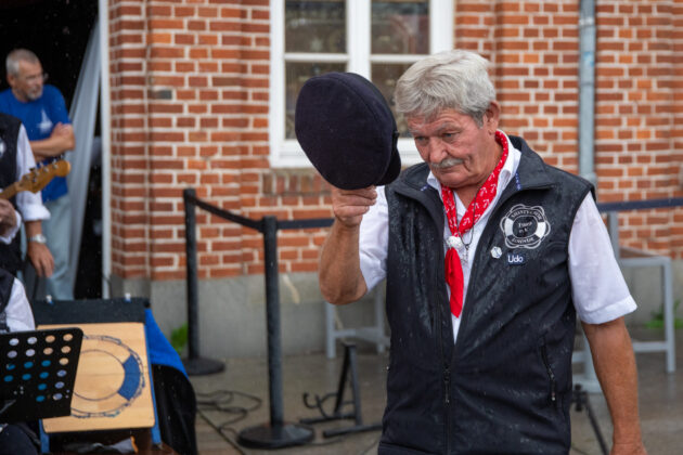 Regen? Das kann doch einen Seemann nicht erschüttern