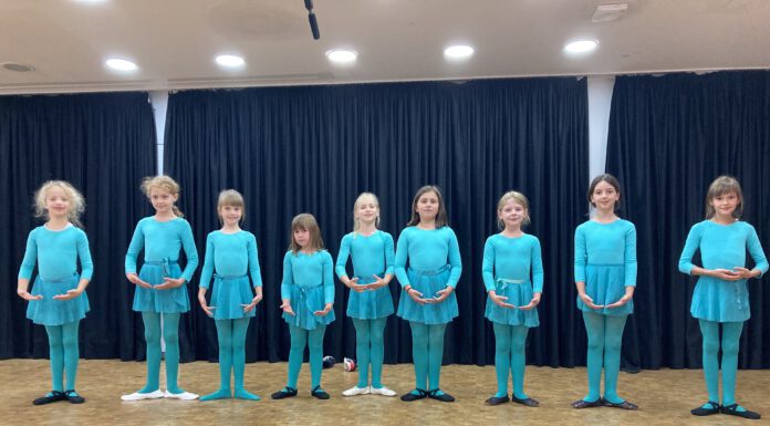 „Welche Farbe hat ein Kuss“ - Die Musikschule Seelze lädt zum Tanz-Musical ein