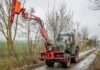 Im Stadtgebiet von Seele erfolgen Rückschnitte an Feldwegen, um die Zugänglichkeit für Landmaschinen zu gewährleisten