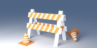 Die Umleitung auf der L390 wird durch eine Ampel geregelt, um den Verkehr zwischen Lathwehren und Kirchwehren zu steuern