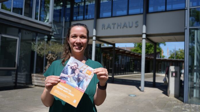 Klimaschutzmanagerin Peggy Zeidler lädt zur kostenlosen Energieberatung im Rathaus Seelze ein Die Energieberatung im Rathaus Seelze bietet individuelle Informationen zu Energiesparen und Förderprogrammen für Bürger