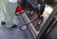 ÜSTRA Mobilitätstrainings 2025: Sicher fühlen und sicher fahren in Hannover