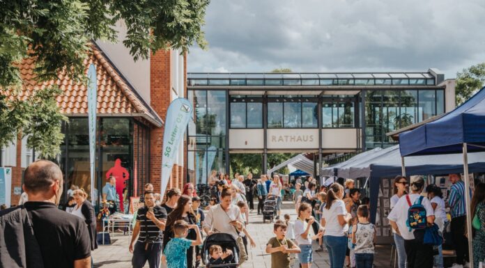 Ein bunter Start in die Sommerferien wird durch die Familienmesse und School's out-Party in Seelze geboten