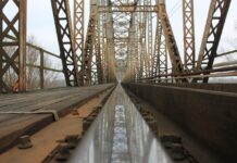 Die Erneuerung der Eisenbahnbrücke bei Letter führt zur Sperrung des Betriebswegs für Fuß- und Radverkehr im Juni 2025