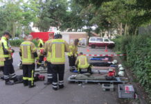Die Großübung der Seelzer Feuerwehren demonstriert beeindruckende Einsatzbereitschaft und Teamarbeit unter realistischen Bedingungen