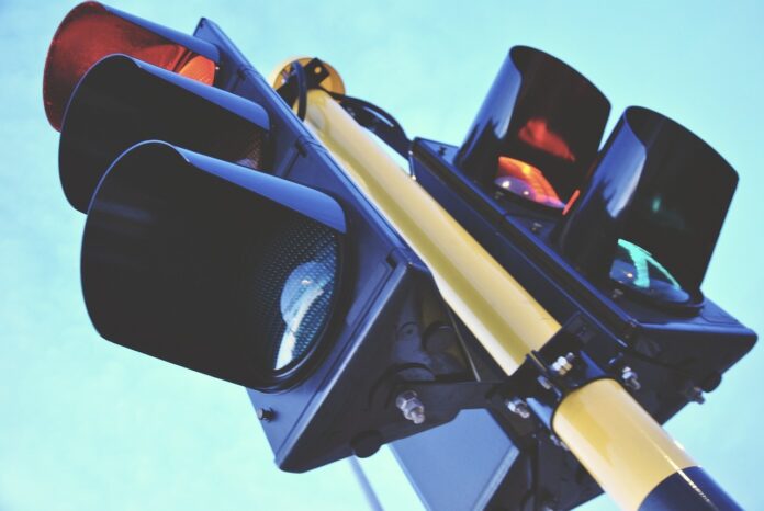 Die neue Ampel an der Harenberger Meile sorgt für mehr Sicherheit zum Schulstart und verbessert den Schulweg für Kinder
