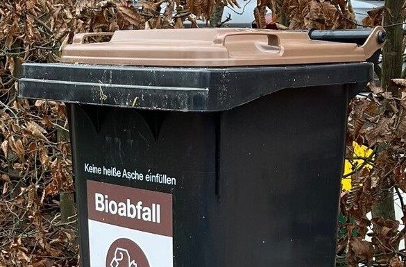 Biotonne – Tipps für eine umweltfreundliche Abfallentsorgung auch im Sommer Die Abfallwirtschaft Region Hannover gibt Tipps für eine umweltfreundliche Abfallentsorgung in der Biotonne im Sommer