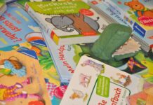 Die beliebte Reihe Bücherwürmchen startet wieder in der Stadtbibliothek und bietet Kindern Freude an Sprache und Geschichten