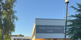 Die Aktion für sichere Schulwege zeigt durch kreative Aktionen, wie die für Sicherheit für Schüler erhöht werden kann