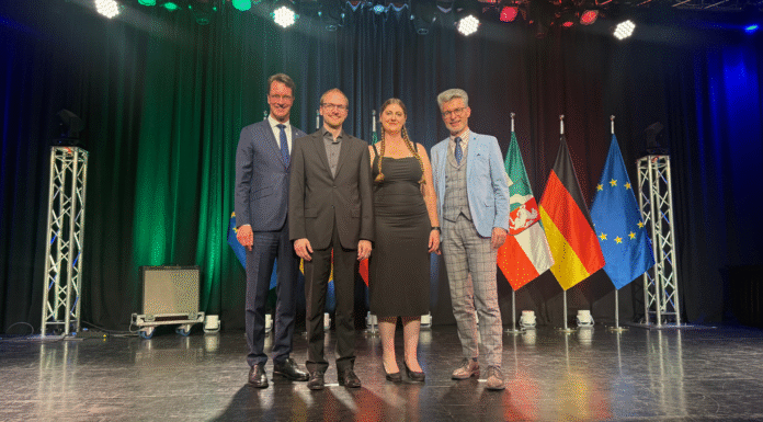 Seelzer BürgerInnen für Zivilcourage ausgezeichnet – Mut und Hilfsbereitschaft gewürdigt Die Auszeichnung für Zivilcourage würdigt mutigen Einsatz und Hilfsbereitschaft in lebensbedrohlichen Situationen