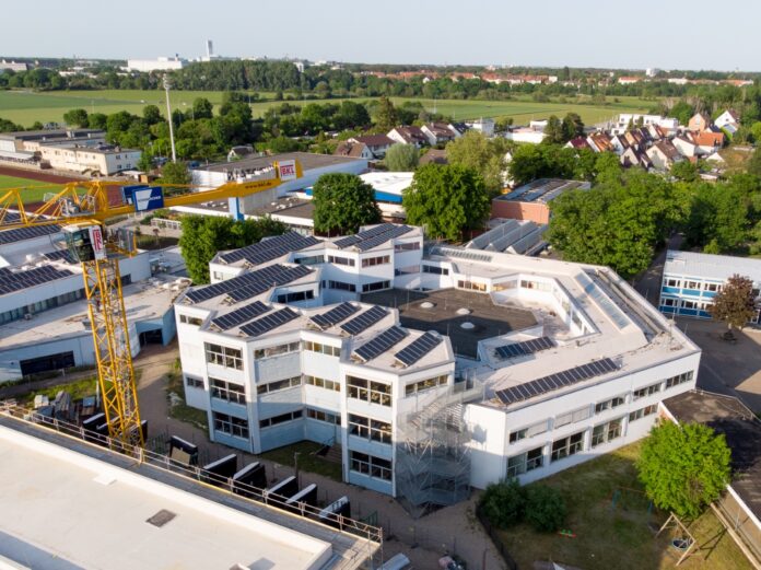 Der Neubau am Georg-Büchner-Gymnasium schafft Platz für moderne Lernumgebung und Investitionen in die Zukunft der Bildung