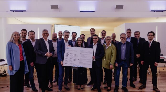 Seelze stärkt Hochwasserschutz durch neue Hochwasserpartnerschaft Mittlere & Untere Leine Hochwasserschutz durch neue Hochwasserpartnerschaft: Seelze engagiert sich für mehr Sicherheit und Klimaanpassung in der Region