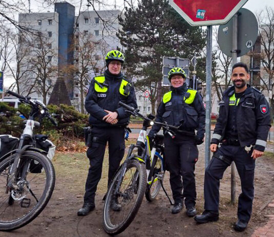 Schwerpunktkontrollen von E-Scooter Fahrern im Stadtgebiet durchgeführt Schwerpunktkontrollen von E-Scooter Fahrern zeigen wichtige Regeln und Risiken auf, die beachtet werden müssen