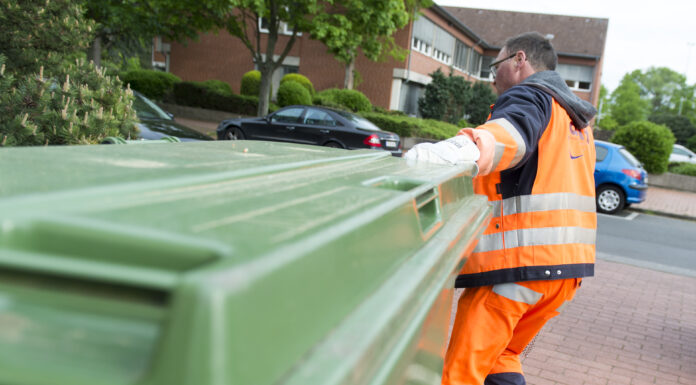 Abfallgebühren steigen 2026 – Preissteigerungen machen Anpassung notwendig Abfallgebühren steigen: Preissteigerungen machen moderate Anpassung notwendig. Die Erhöhung ist notwendig für die Abfallentsorgung