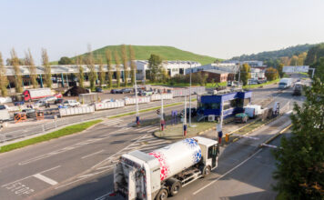 Wegen Personalversammlung: Wertstoffhöfe und Deponien am Samstag 15. November geschlossen Wertstoffhöfe und Deponien am Samstag 15. November geschlossen. Grund: Personalversammlung der Abfallwirtschaft Region Hannover