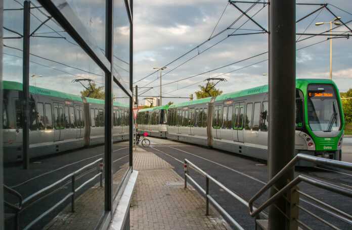 Änderungen im Feiertagsverkehr an Weihnachten: So fahren ÜSTRA-Busse, -Bahnen und sprinti in der Festzeit