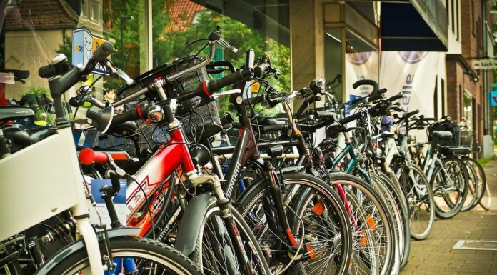 Fahrräder und E-Bikes im Internet versteigert: Bürgerbüro der Stadt Seelze bietet 20 Fahrräder zur Auktion an