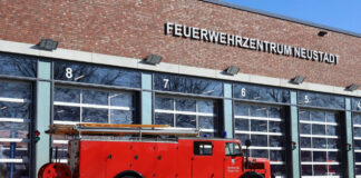 Feuerwehren retten Mitarbeiter aus Klärbecken – Einsatzkräfte waren schnell vor Ort und sorgten für eine erfolgreiche Rettung
