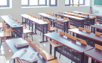 Witterungsbedingter Schulausfall in der Region und Landeshauptstadt Hannover am Freitag Witterungsbedingter Schulausfall in der Region sorgt für Unterrichtsausfall an Schulen am Freitag, den 9. Januar