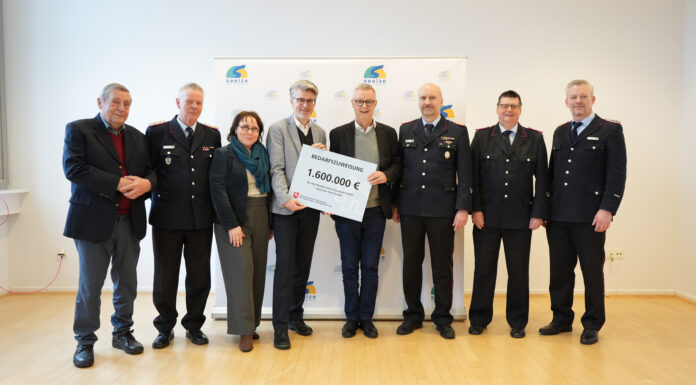 Seelze erhält 1,6 Millionen Euro für neues Feuerwehr-Gerätehaus in Döteberg Seelze erhält 1,6 Millionen Euro für Feuerwehrhaus in Döteberg. Ein wichtiger Schritt für den Brandschutz und das Ehrenamt