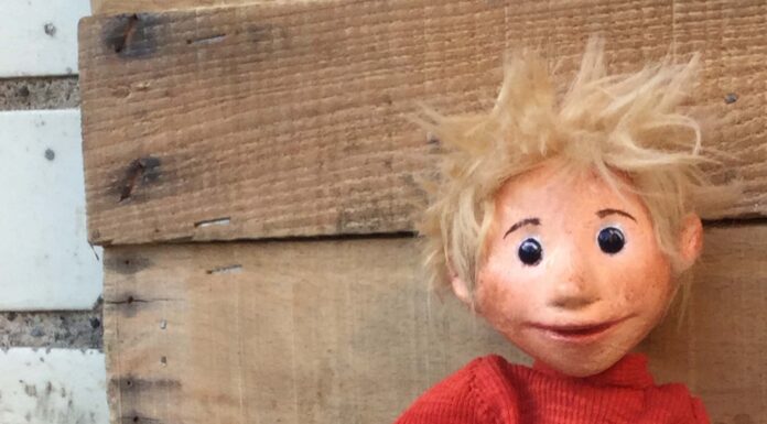 Theater für Kinder: Nils Karlsson-Däumling begeistert mit Abenteuer für Bertil Nils Karlsson-Däumling begeistert mit Abenteuer für Bertil. Fantasievolles Theater für Kinder im Veranstaltungszentrum Alter Krug