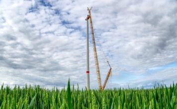 Windpark bei Lathwehren: Informationsabend für interessierte Bürger bietet Einblicke in aktuelle Planungen und Beteiligungsmöglichkeiten
