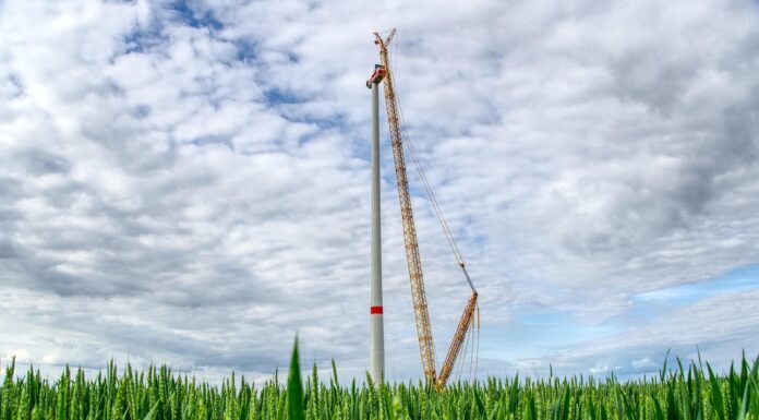 Geplanter Windpark bei Lathwehren: Informationsabend für interessierte Bürger Windpark bei Lathwehren: Informationsabend für interessierte Bürger bietet Einblicke in aktuelle Planungen und Beteiligungsmöglichkeiten