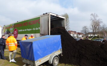 Kostenloser Kompost für Gärten: Aha bietet hochwertigen Kompost an und informiert über nachhaltige Düngung im Frühjahr