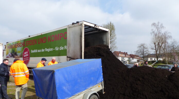 Kostenloser Kompost für Gärten: Aha verteilt hochwertige Erde im Frühjahr Kostenloser Kompost für Gärten: Aha bietet hochwertigen Kompost an und informiert über nachhaltige Düngung im Frühjahr