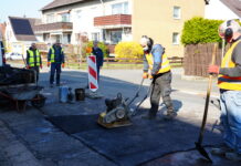 Frostschäden werden ausgebessert: Lange Frost, viele Reparaturen: Seelze stopft jetzt Schlaglöcher in 50 Straßen – mit Plan und Prioritätenliste und Blick