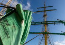 Maritimer Frühschoppen mit dem Shanty-Chor-Lohnde: Von Swing bis Maritim mit Just for Fun sowie Juliano Rossi und Lutz Krajenski