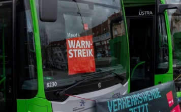 ÜSTRA wird zweitägig bestreikt: Am 20. und 21. April 2026 fahren keine Busse und Bahnen; regiobus nur am Dienstag.