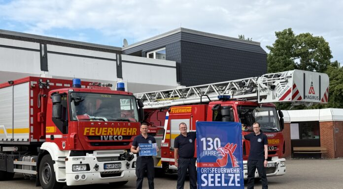 Blaulichtmeile in Seelze zum 130-jährigen Jubiläum
