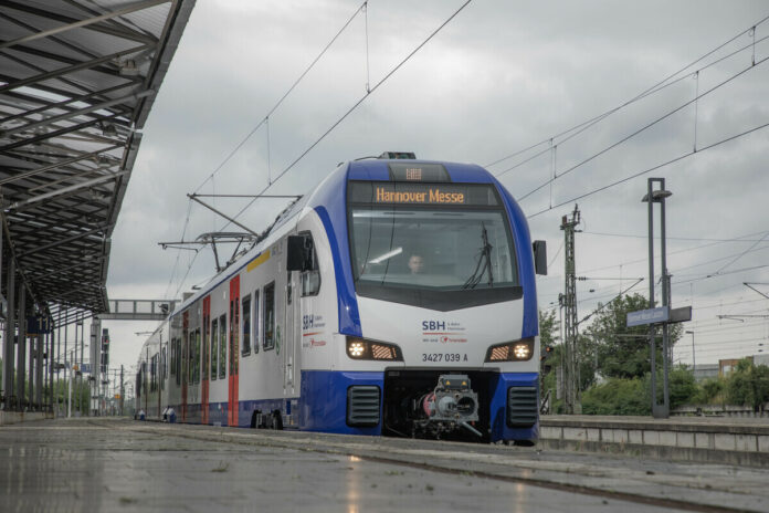 Störung auf den Linien S1 und S2 in Seelze: Wegen eines Gefahrgutaustritts zwischen Seelez und Dedensen/Gümmer fallen Züge aus