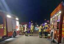 Rangierunfall im Rangierbahnhof Seelze: Feuerwehr prüft austretendes Wasserstoffperoxid In Seelze prüfte die Feuerwehr Montag um 23:51 Uhr einen Kesselwagen mit Wasserstoffperoxid nach einem Rangierunfall.