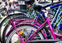 Seelze versteigert 23 Fahrräder online über Zoll-Auktion bis 12. September Fahrradversteigerung in Seelze: Das Bürgerbüro bietet bis 12. September 23 Fundräder auf www.zoll-auktion.de an